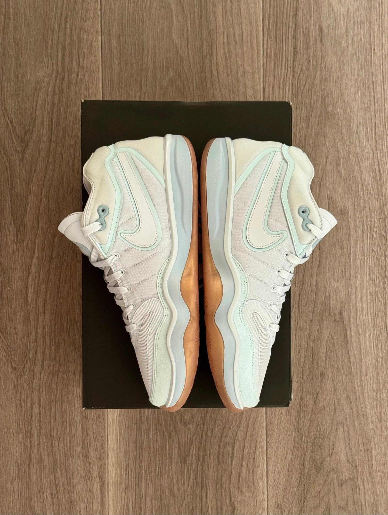 Authentic new Nike G.T. Hustle 2 sneakers size 42.5 – photo 2